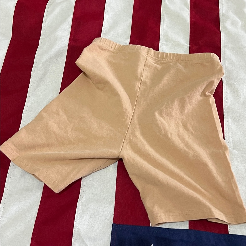 American Apparel Beige under-Shorts - Picture 3 of 5
